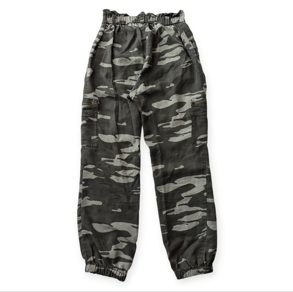 Express Extreme High Rise Cropped Camo Paper Bag Jogger Pants Women's Size XS - Picture 2 of 11